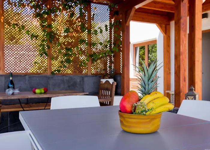 Rosas, Menores, Adeje, Sea View Villa