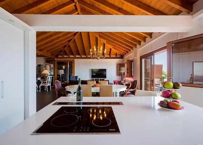 Rosas, Menores, Adeje, Sea View *