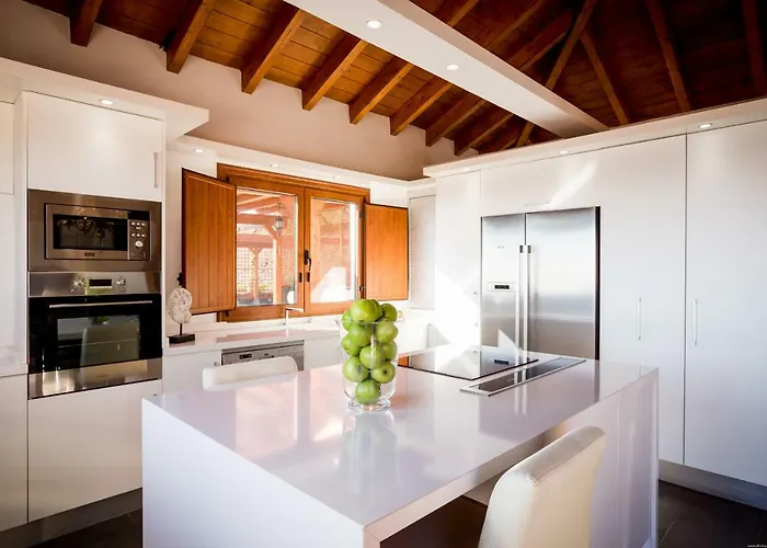 Rosas, Menores, Adeje, Sea View *